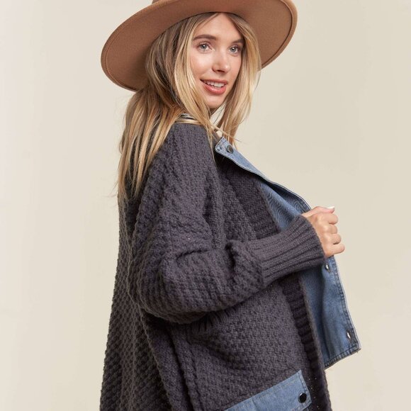 NWT Madelyn Denim Cardigan Jacket Cozy One Size Fits All - Picture 4 of 4